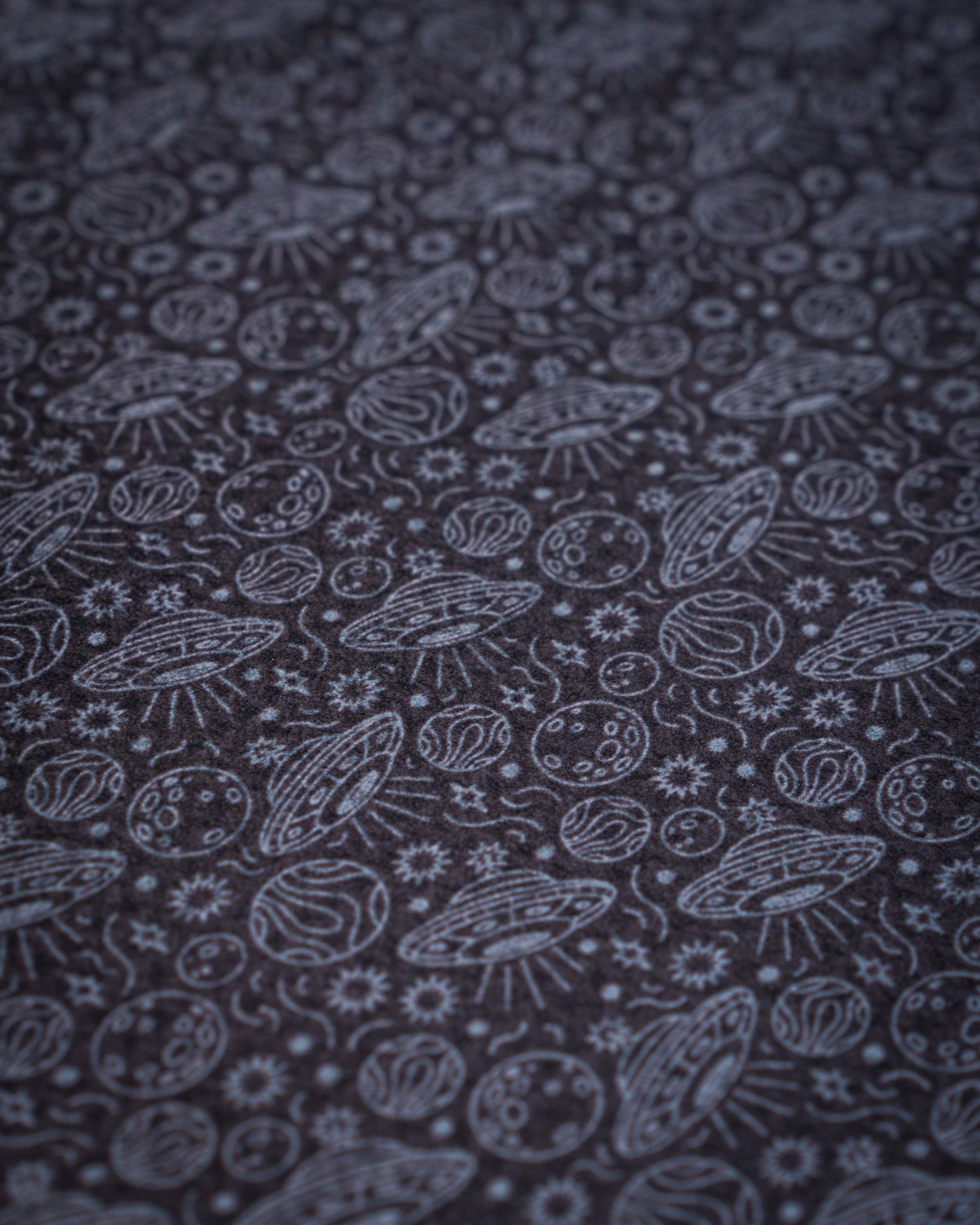 HEYDUDE - Black Hole Towel